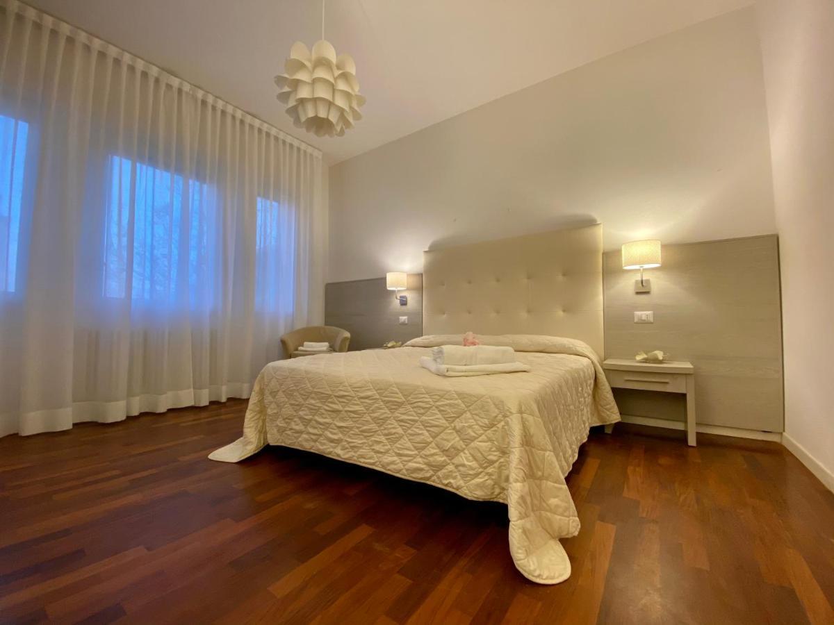 Villa Alda Suites & Rooms Cervia Exterior photo