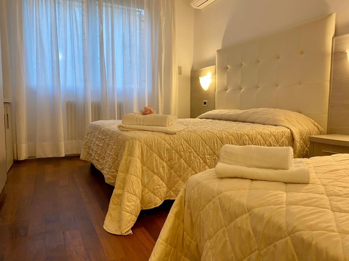 Villa Alda Suites & Rooms Cervia Exterior photo