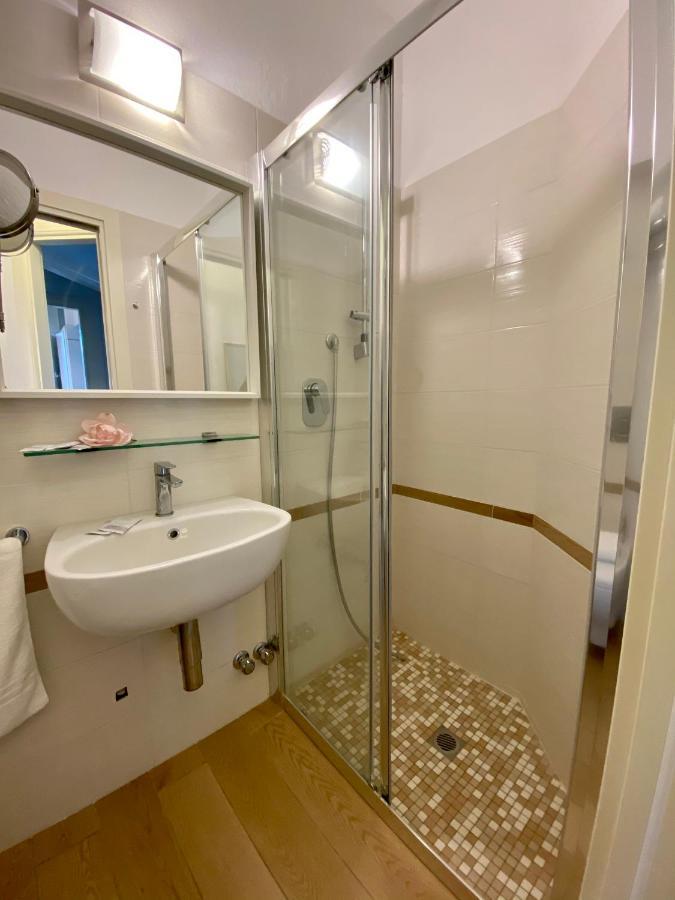 Villa Alda Suites & Rooms Cervia Exterior photo