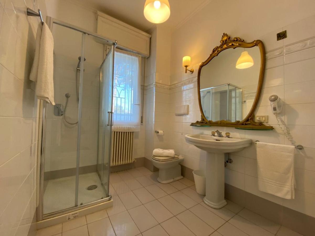 Villa Alda Suites & Rooms Cervia Exterior photo