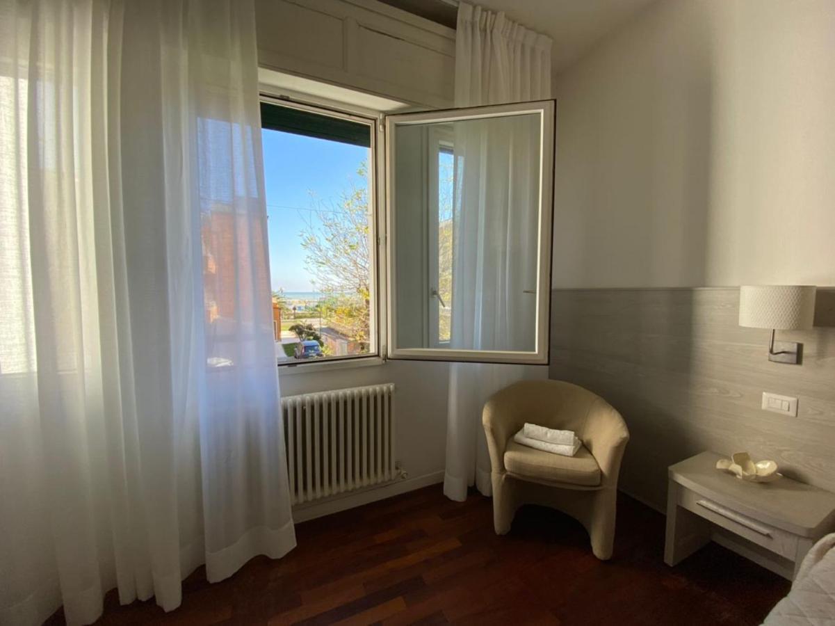 Villa Alda Suites & Rooms Cervia Exterior photo